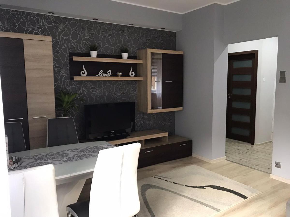 גדינייה Apartament D&B מראה חיצוני תמונה