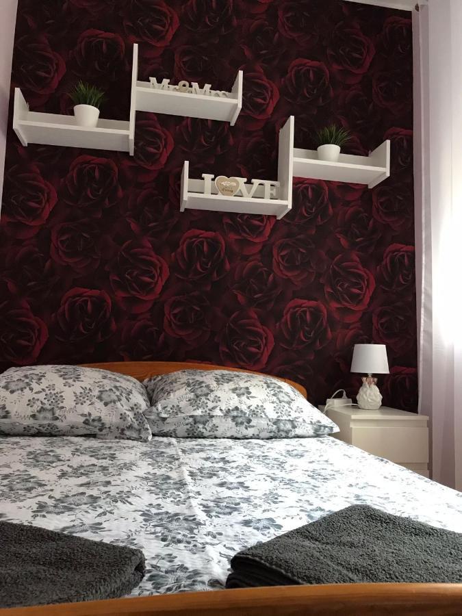 גדינייה Apartament D&B מראה חיצוני תמונה